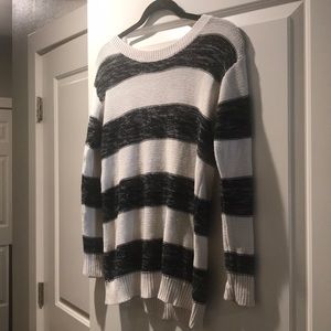 Gap Black/Cream Striped Sweater